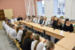 Познакомили с агроклассом.